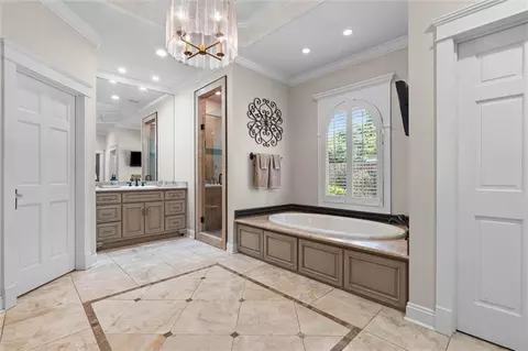 Bath - 34 Buerger Rd, Mobile, AL 36608 photo 3 of 6