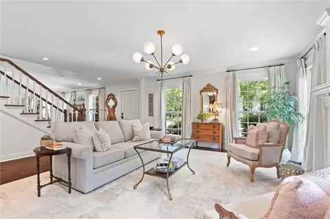 Living - 34 Buerger Rd, Mobile, AL 36608 photo 1 of 7