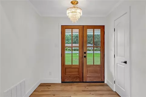 Entry Way - 6025 Howells Ferry Rd, Mobile, AL 36618 photo 1 of 1