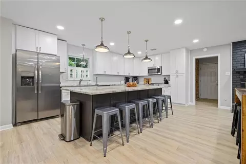 Kitchen - 424 Hounds Run W, Mobile, AL 36608 photo 1 of 4