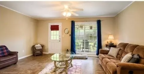 Living - 259 Vanderbilt Dr, Mobile, AL 36608 photo 1 of 1