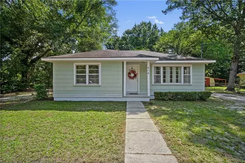 414 Powell Ln, Saraland, AL 36571