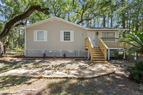 601 Bienville Blvd, Dauphin Island, AL 36528