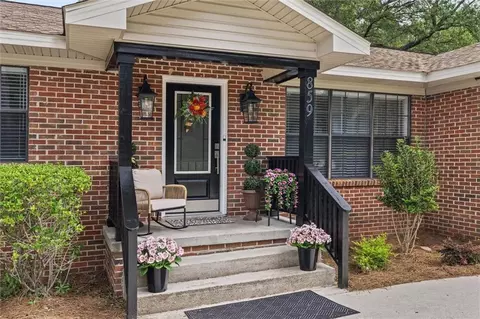 859 Cottage Hill Ave, Mobile, AL 36693