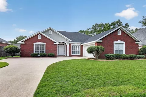 8849 Augusta Ct, Mobile, AL 36695