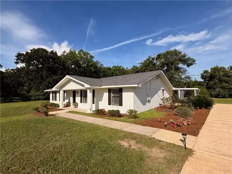 1675 Dawes Rd, Mobile, AL 36695