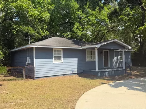 Exterior - 1400 Forest Dell Rd, Mobile, AL 36618 photo 2 of 7