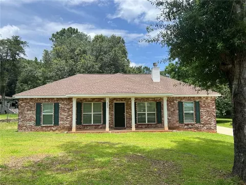 5202 Burma Rd W, Mobile, AL 36693