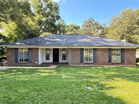7860 Country Dr, Mobile, AL 36619