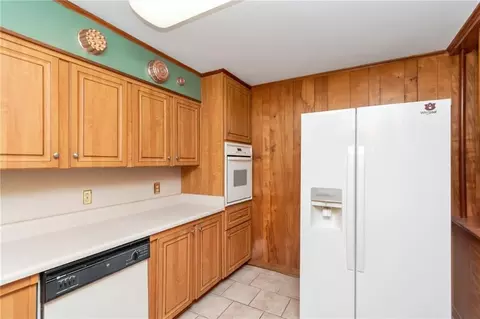 Kitchen - 324 Syracuse St, Mobile, AL 36608 photo 4 of 4