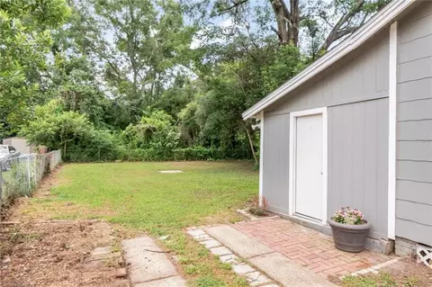 Exterior - 655 Shannon St, Mobile, AL 36606 photo 3 of 8