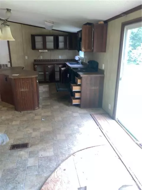 7225 Whitehall Dr, Mobile, AL 36619 photo 5