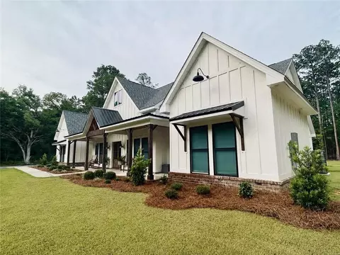 9657 Chelginet Ln, Creola, AL 36525