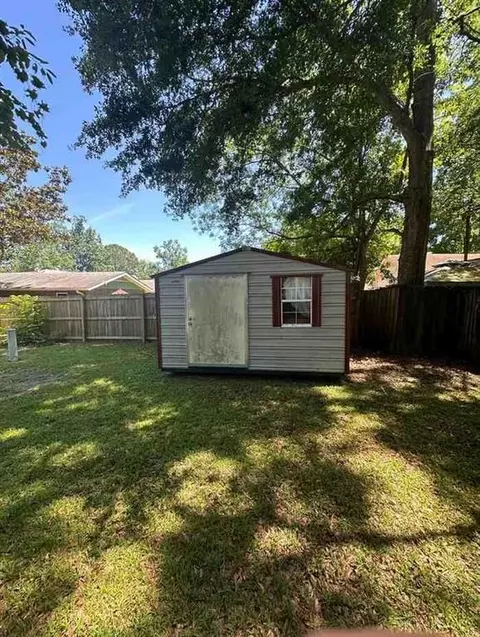 2270 Christopher Dr E, Mobile, AL 36609 photo 9