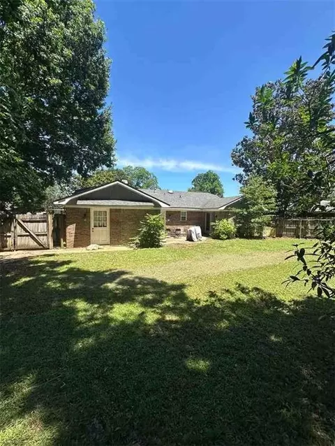 2270 Christopher Dr E, Mobile, AL 36609 photo 6