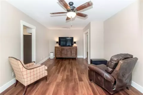 Living - 4408 Winding Way, Mobile, AL 36693 photo 11 of 12