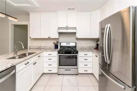 Kitchen - 4408 Winding Way, Mobile, AL 36693 photo 4 of 4