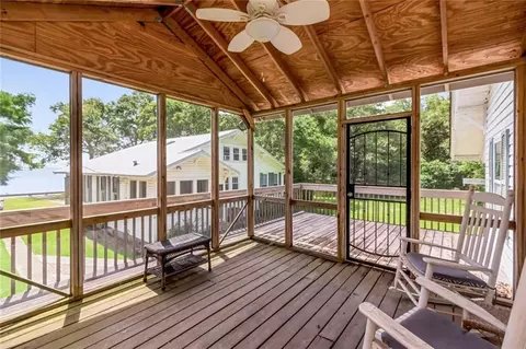 Exterior - 3220 Bay Front Rd, Mobile, AL 36605 photo 7 of 18