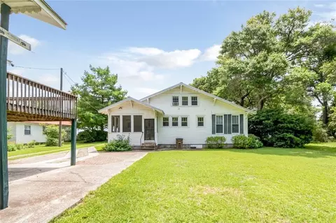 Exterior - 3220 Bay Front Rd, Mobile, AL 36605 photo 13 of 18