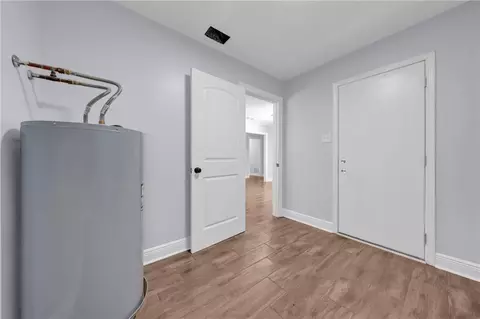 Entry Way - 2779 Meadowview Dr, Mobile, AL 36695 photo 3 of 3