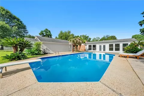 Exterior - 2779 Meadowview Dr, Mobile, AL 36695 photo 8 of 12