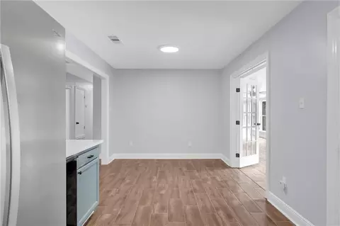 Entry Way - 2779 Meadowview Dr, Mobile, AL 36695 photo 1 of 3