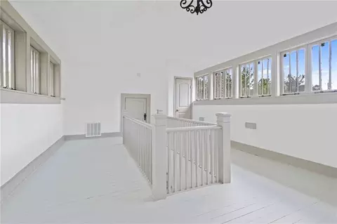 Entry Way - 101 Bradford Ave, Mobile, AL 36604 photo 6 of 6