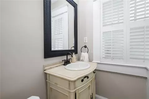 Bath - 101 Bradford Ave, Mobile, AL 36604 photo 1 of 5