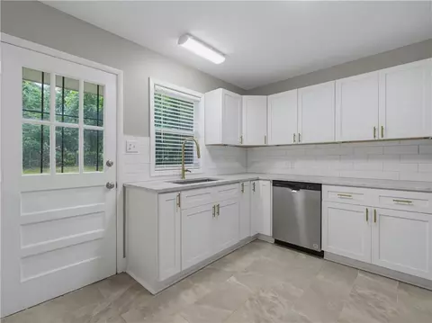 5401 Hilltop Dr S, Mobile, AL 36608 photo 21