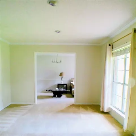 Living - 7321 Carson Rd S, Mobile, AL 36695 photo 1 of 3