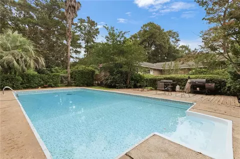 Exterior - 436 Byron Ave E, Mobile, AL 36609 photo 7 of 15