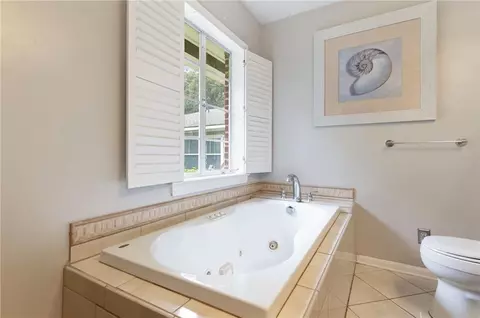 Bath - 436 Byron Ave E, Mobile, AL 36609 photo 4 of 4