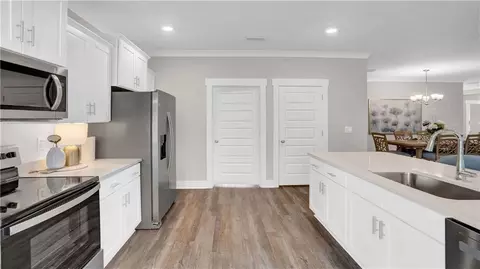 Entry Way - 10346 Heirloom Rd S, Mobile, AL 36608 photo 3 of 5