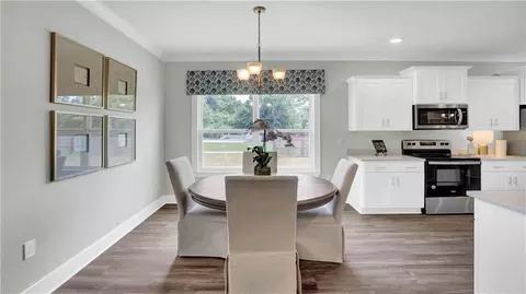 Dining - 10346 Heirloom Rd S, Mobile, AL 36608 photo 1 of 5