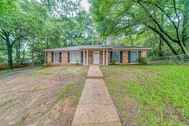 301 Montevallo Ct, Mobile, AL 36608