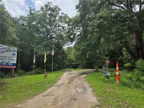 10740 Dauphin Island Pkwy, Theodore, AL 36582