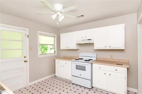 Kitchen - 325 Alpine St, Chickasaw, AL 36611 photo 2 of 3