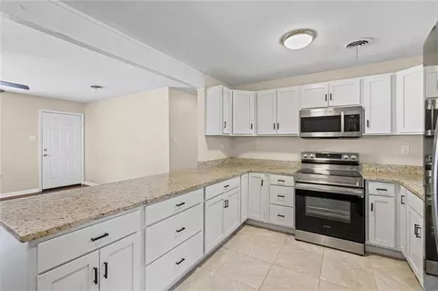 1121 Stevens Ln, Mobile, AL 36618 photo 7