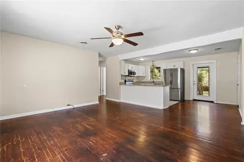 1121 Stevens Ln, Mobile, AL 36618 photo 5