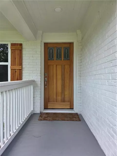 Exterior - 40 Lourando Dr W, Mobile, AL 36606 photo 2 of 4