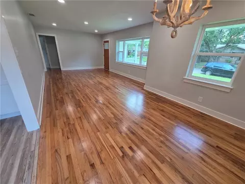 Living - 40 Lourando Dr W, Mobile, AL 36606 photo 2 of 2