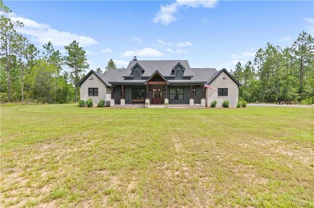 1100 Foxtrap Rd, Axis, AL 36505