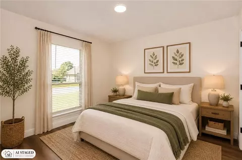 Bedroom - 370 Allison Ct, Mobile, AL 36608 photo 9 of 10