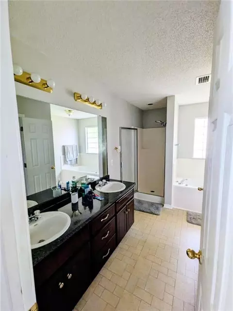 Bath - 5083 Ginger Ct, Mobile, AL 36619 photo 2 of 2