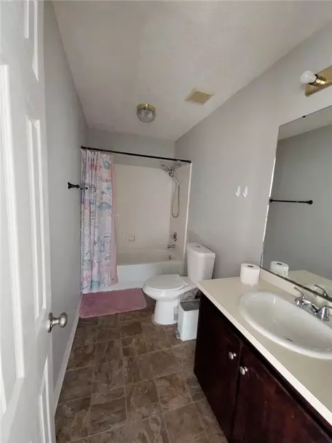 Bath - 5083 Ginger Ct, Mobile, AL 36619 photo 1 of 2
