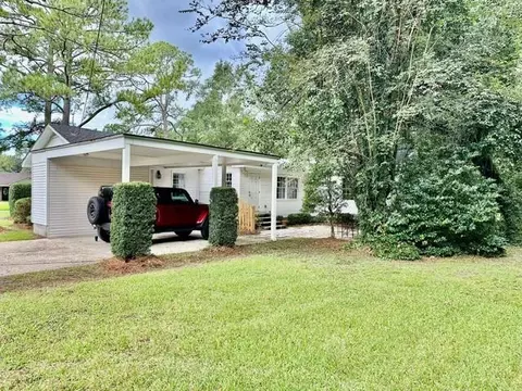 Exterior - 113 Maury Dr, Mobile, AL 36606 photo 4 of 4