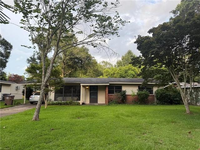 711 Wilshire Rd, Mobile, AL 36609