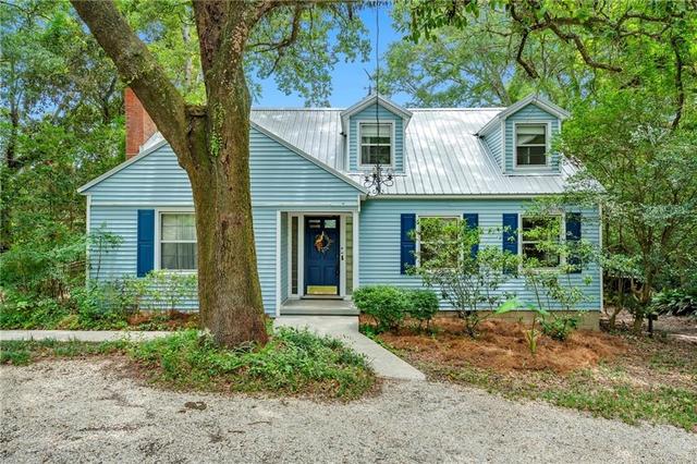 2066 Faye St, Mobile, AL 36605