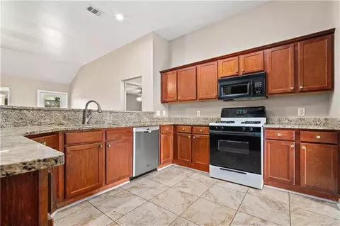 1306 Summerchase Ct, Mobile, AL 36695 photo 9