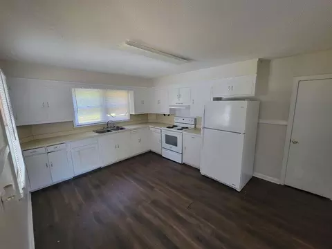 1404 Stevens Ln, Mobile, AL 36618 photo 2